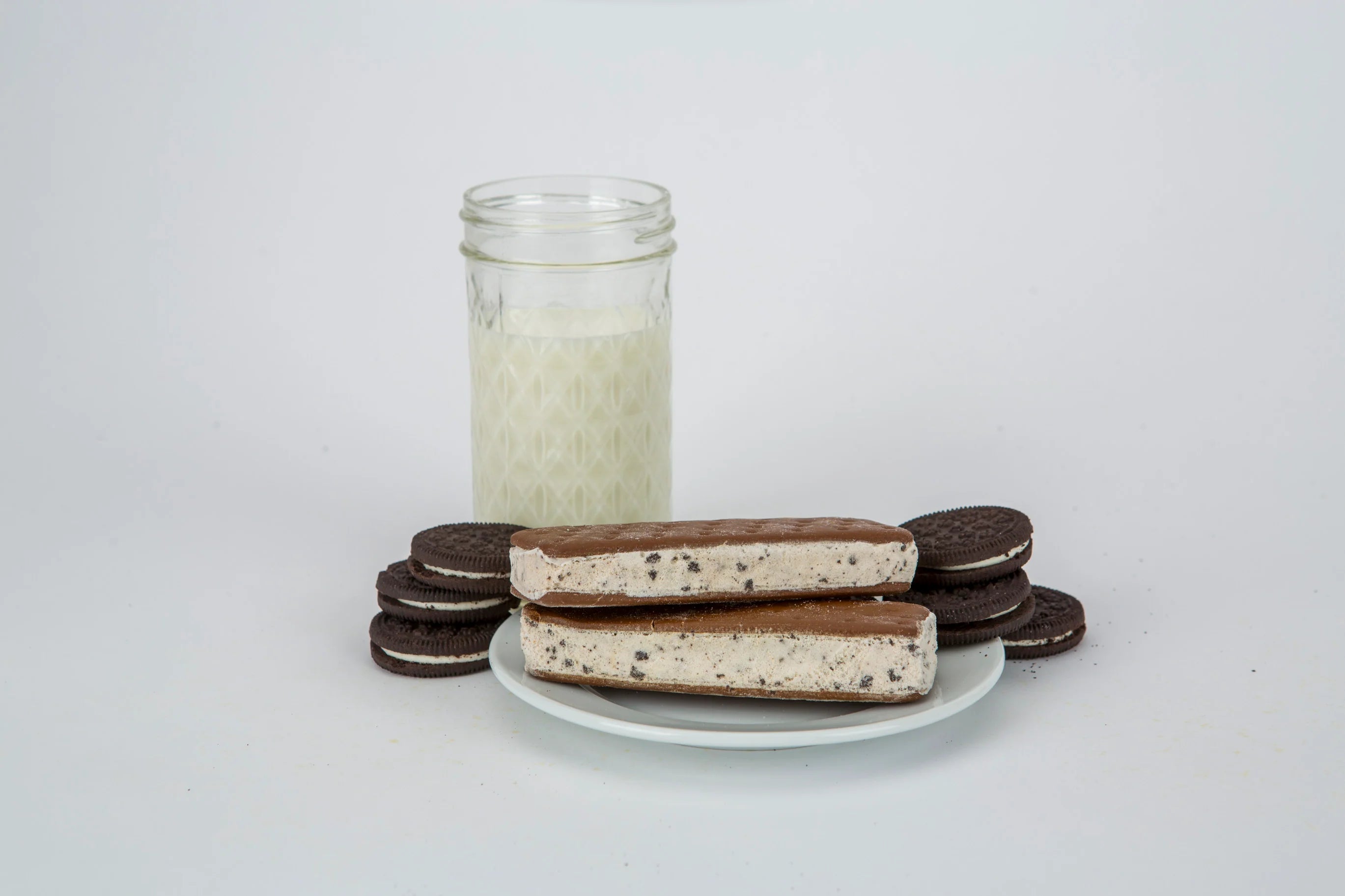 Astronaut Foods-Astronaut Cookies & Cream Ice Cream Sandwich-130009-Legacy Toys