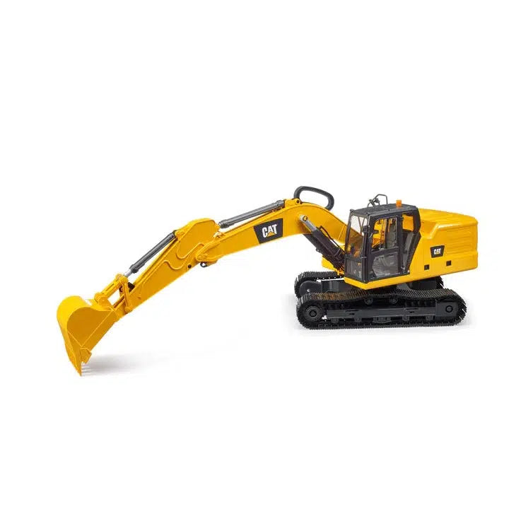 Bruder-CATERPILLAR Excavator-02484-Legacy Toys