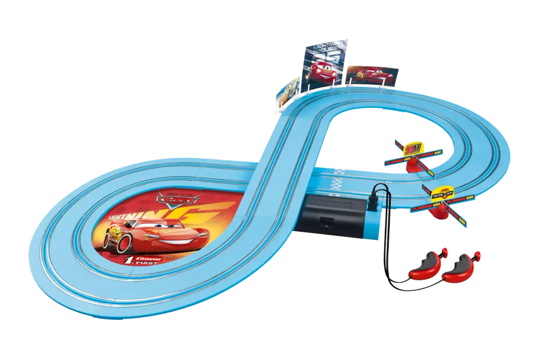 Disney Pixar Cars - Race of Friends Slot Car Racing Set