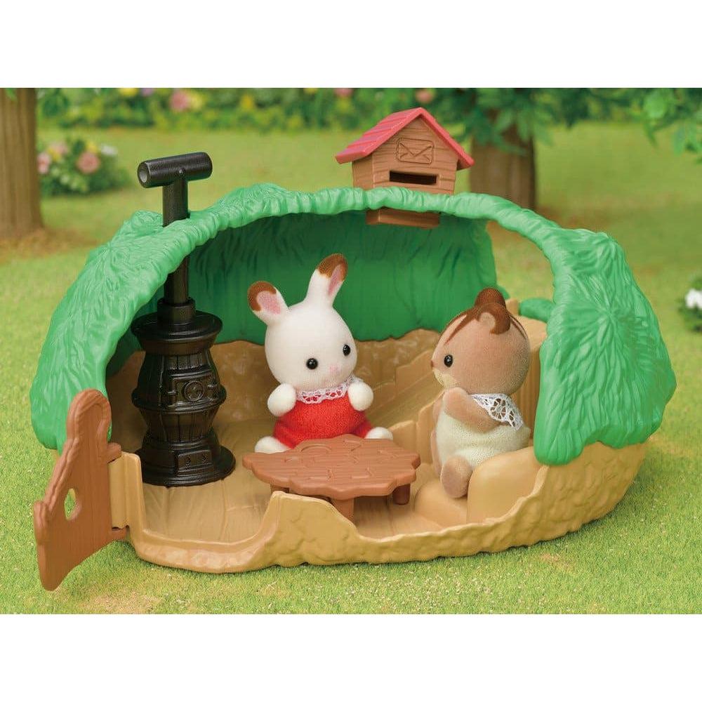 Epoch Everlasting Play-Calico Critters Baby Hedgehog Hideout-CC1888-Legacy Toys