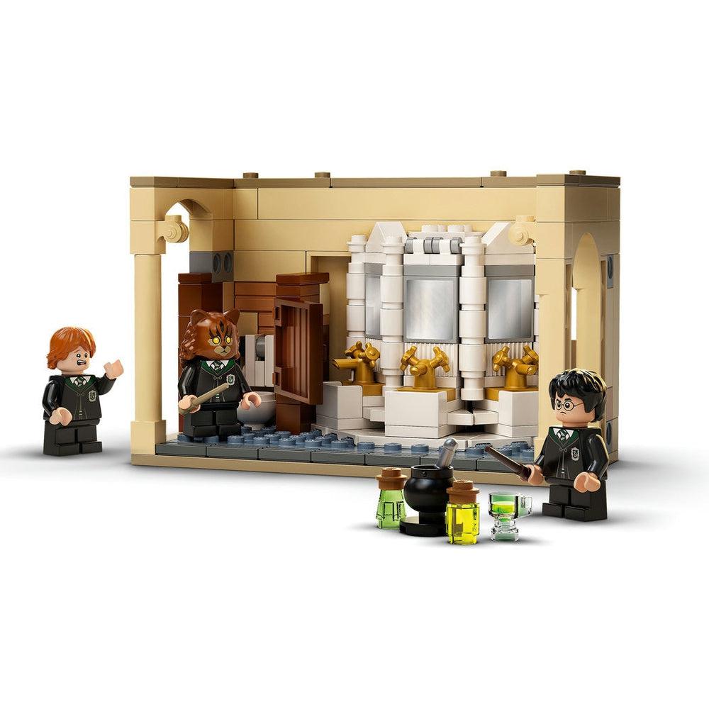 Lego-LEGO Harry Potter Hogwarts™: Polyjuice Potion Mistake-76386-Legacy Toys