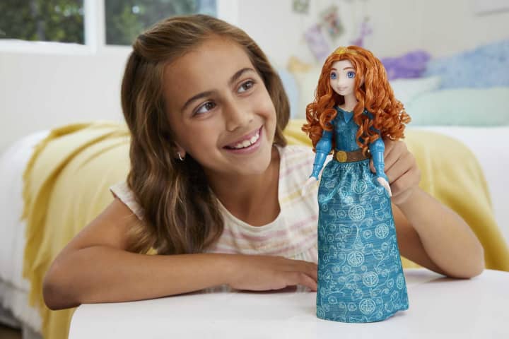 Mattel-Disney Princess Merida Doll-HLW13-Legacy Toys