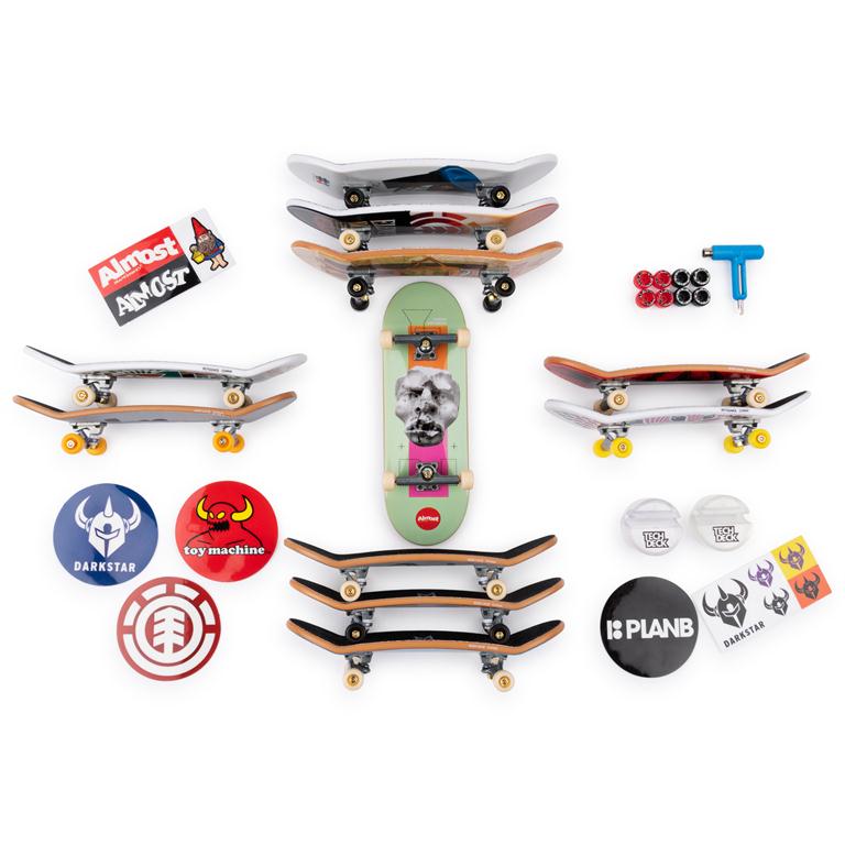Spin Master-Tech Deck 96MM Fingerboards 2023 - Assorted Styles-6047166-Legacy Toys